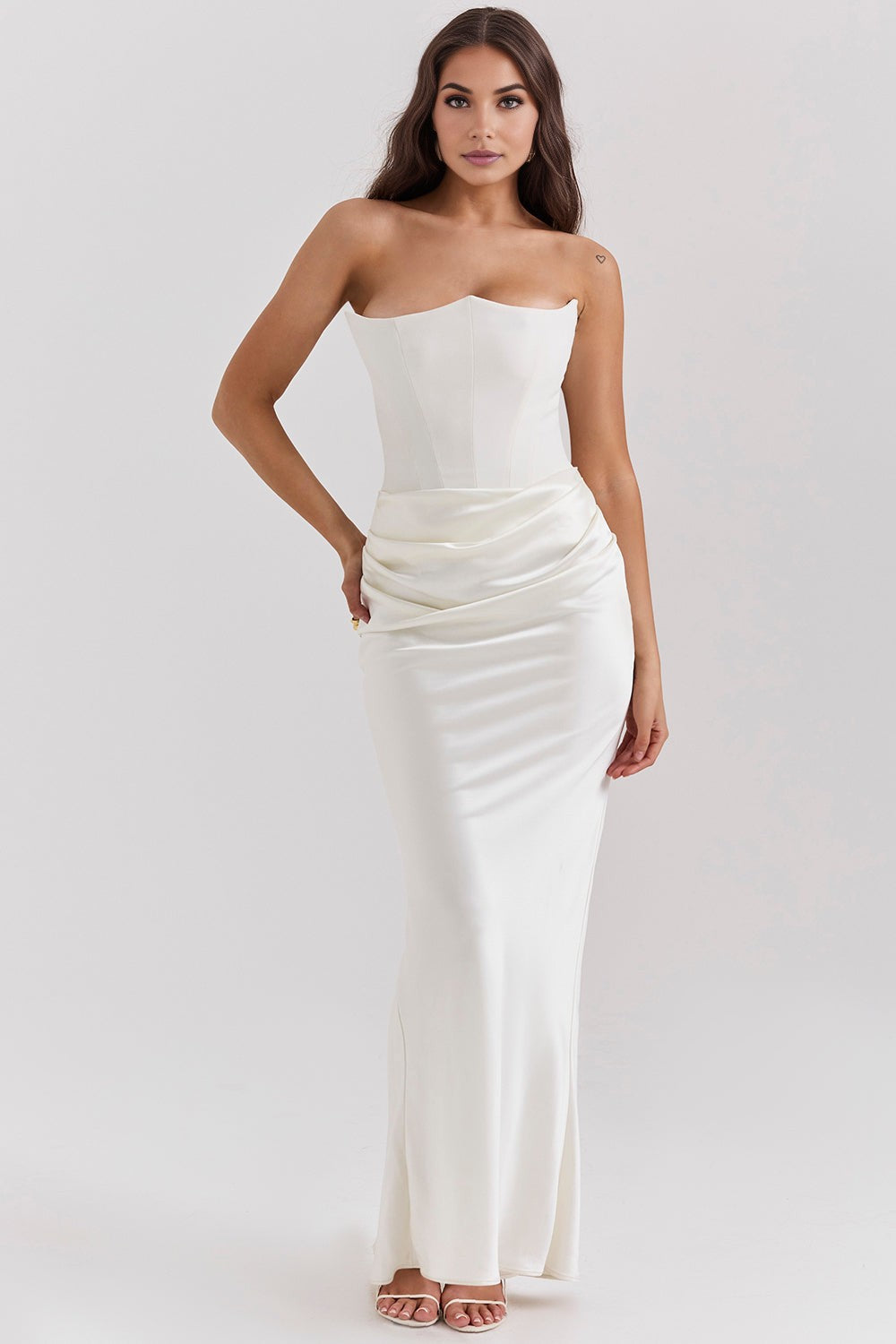 Youri | Strapless Satijnen Avondjurk met Corsetdetail