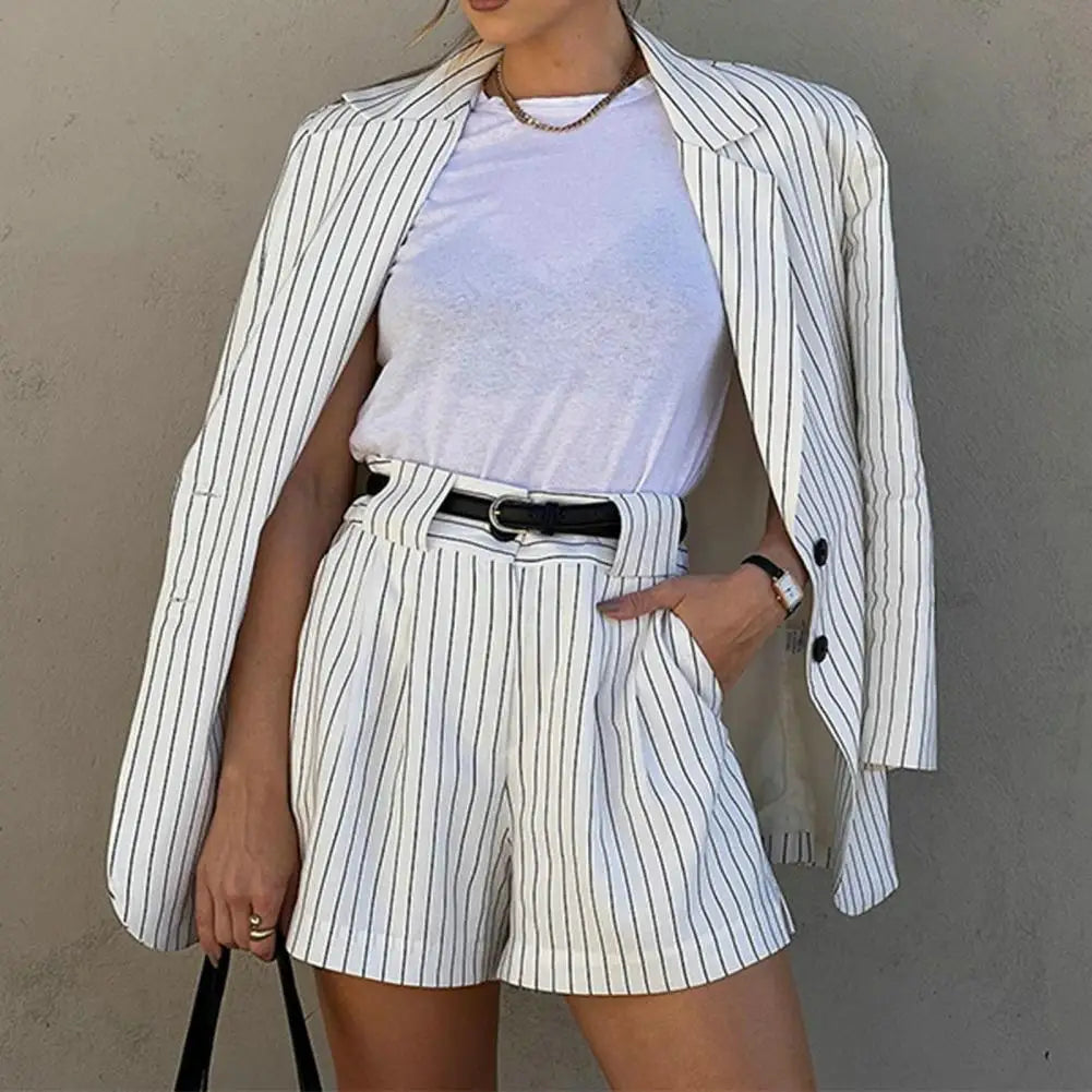 Alicja | Stijlvol Gestreept Blazer-Shorts Pak