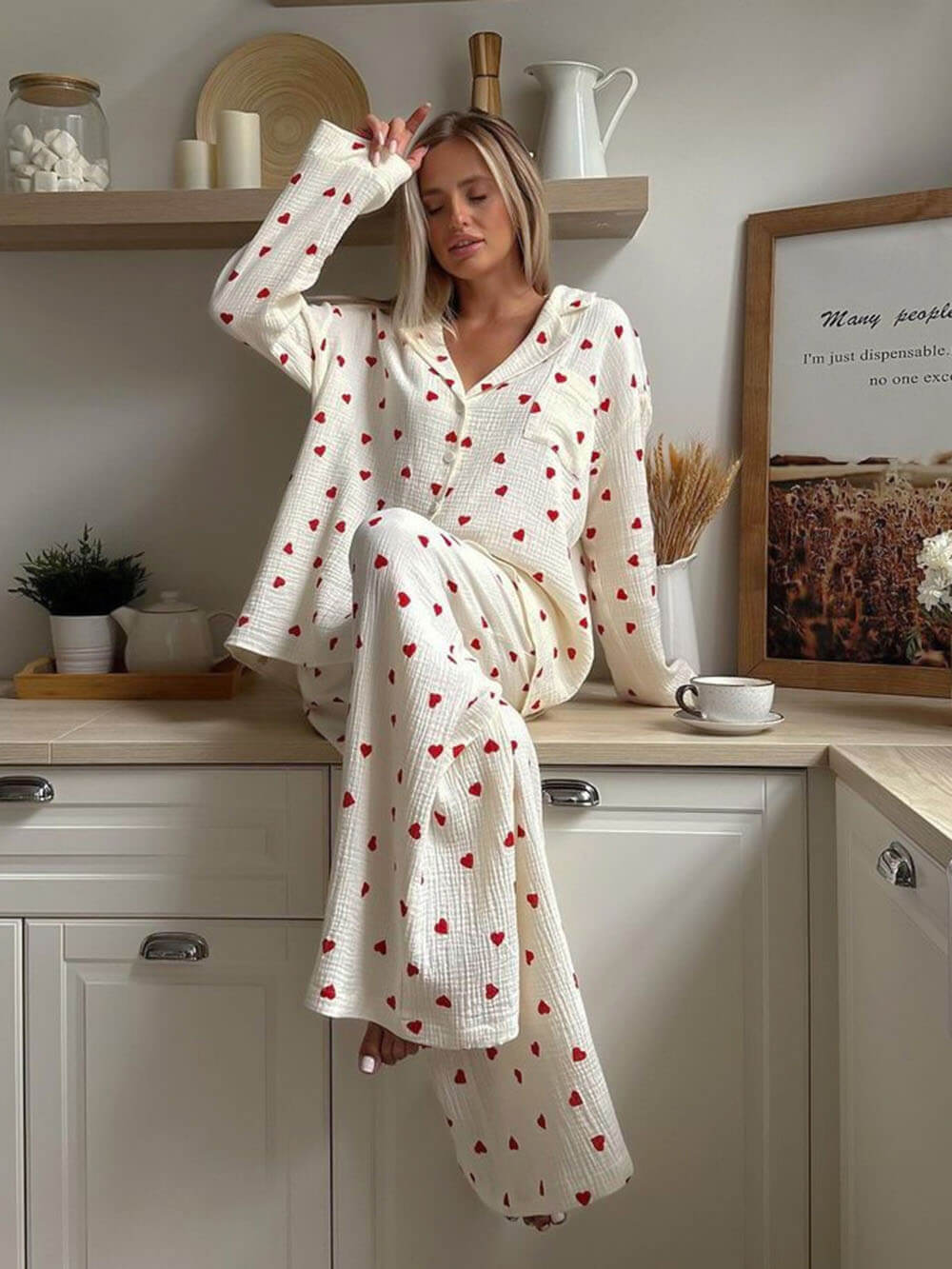 Luchtige comfortabele dames set met speelse hartjesprint en losse pasvorm