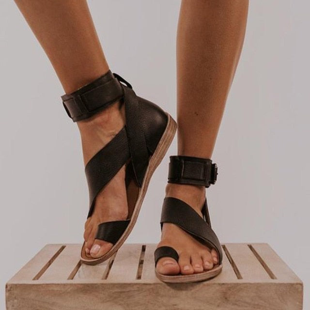Agnolla | Enkelband Sandalen met Kruisdesign