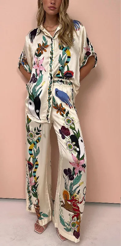 Apolonia | Luchtige Satijnen Two-Piece Set met Exotische Print