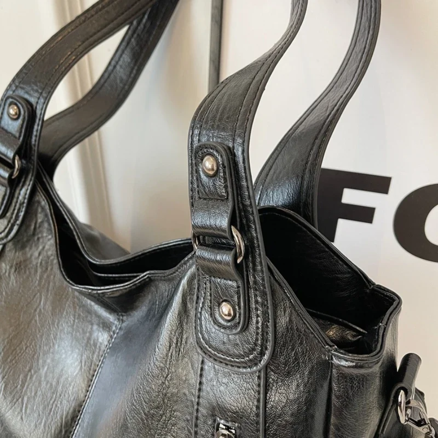 Tiasa | Functionele Shopper met Urban Edge