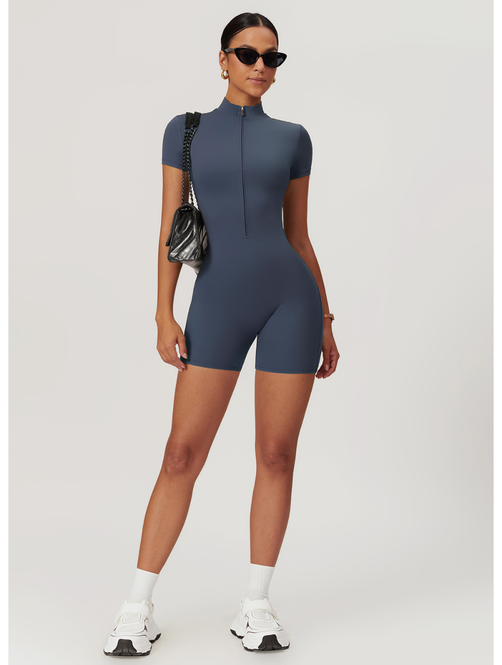 Sasja | Aansluitende Sport Romper met Korte Mouwen en Rits