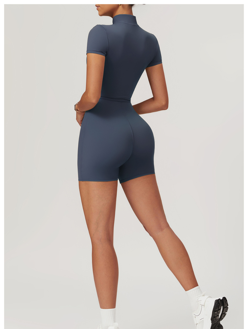 Sasja | Aansluitende Sport Romper met Korte Mouwen en Rits
