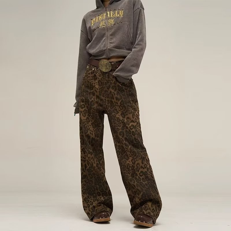Luigina | Wildflare Leopard Corduroy Pants