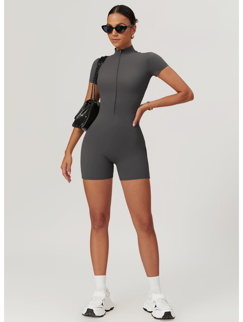 Sasja | Aansluitende Sport Romper met Korte Mouwen en Rits
