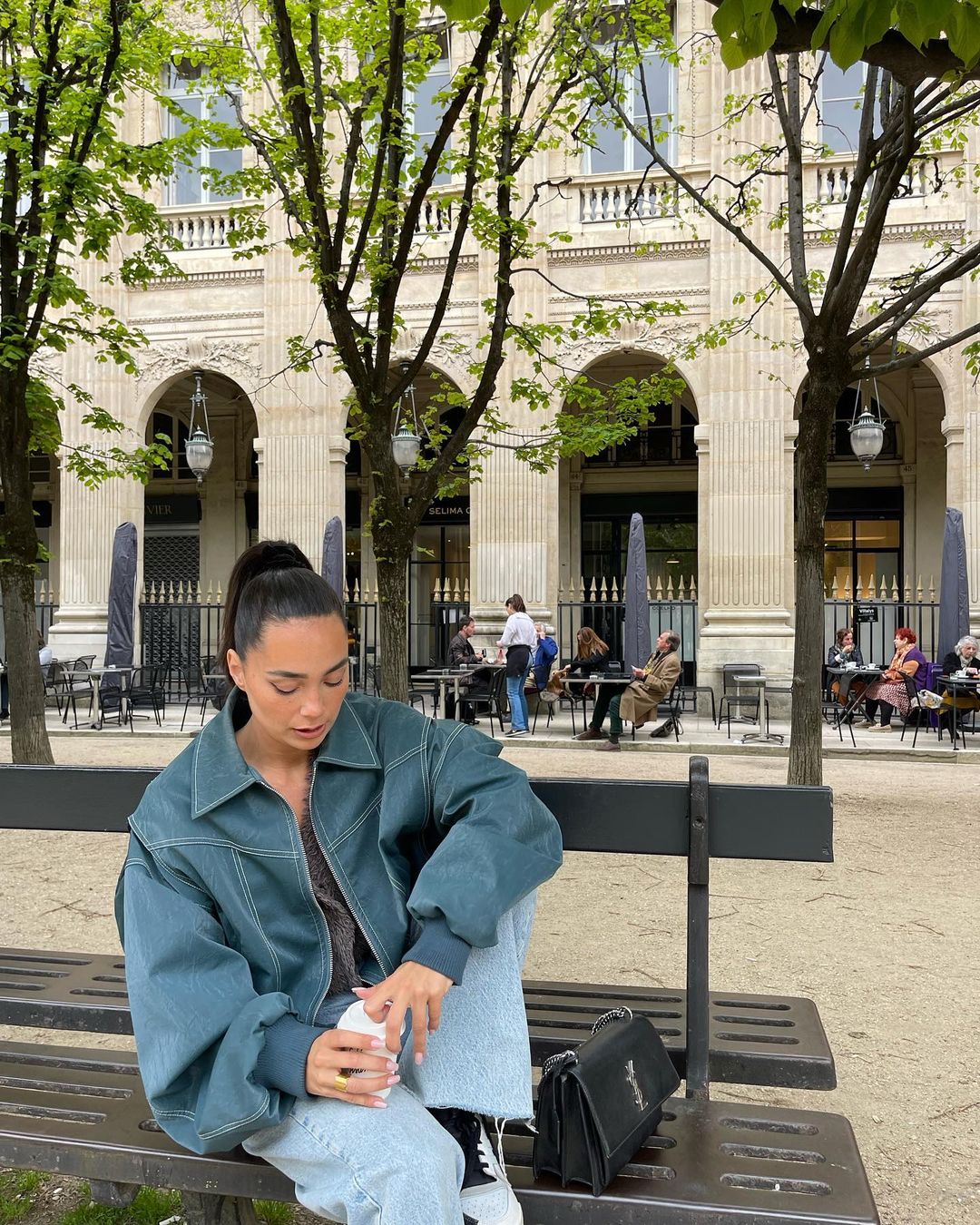 Letizia | Oversized Contrast Jacket met Streetstyle Flair