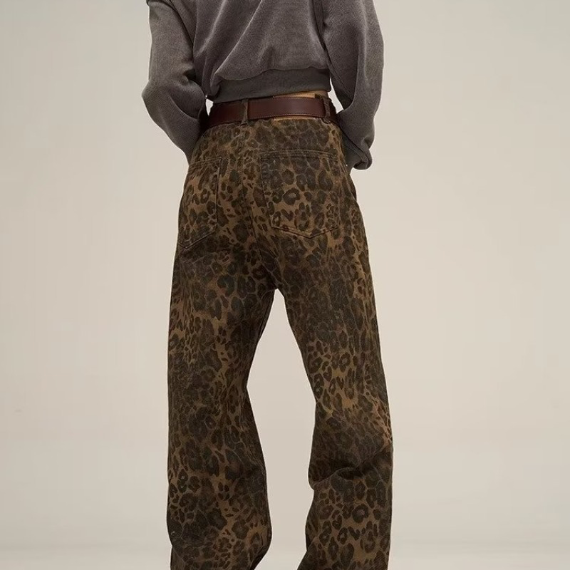 Luigina | Wildflare Leopard Corduroy Pants