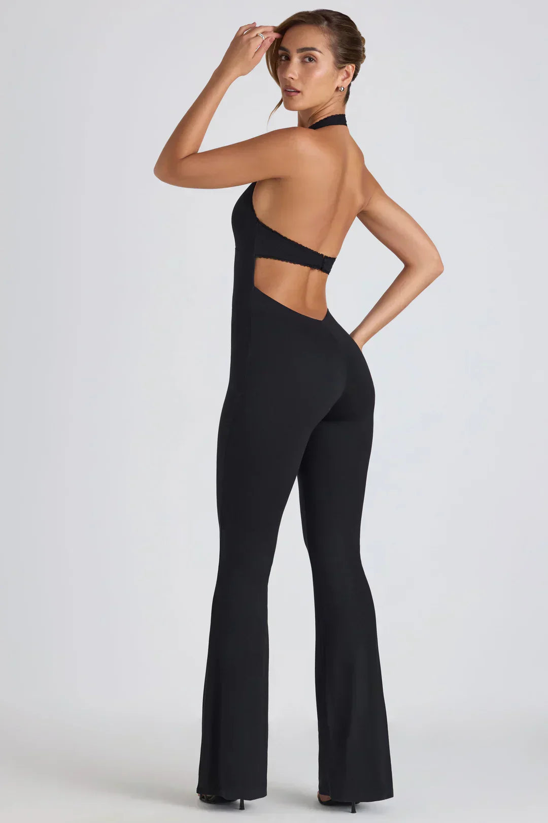 Jeana | Elegante Halter Jumpsuit