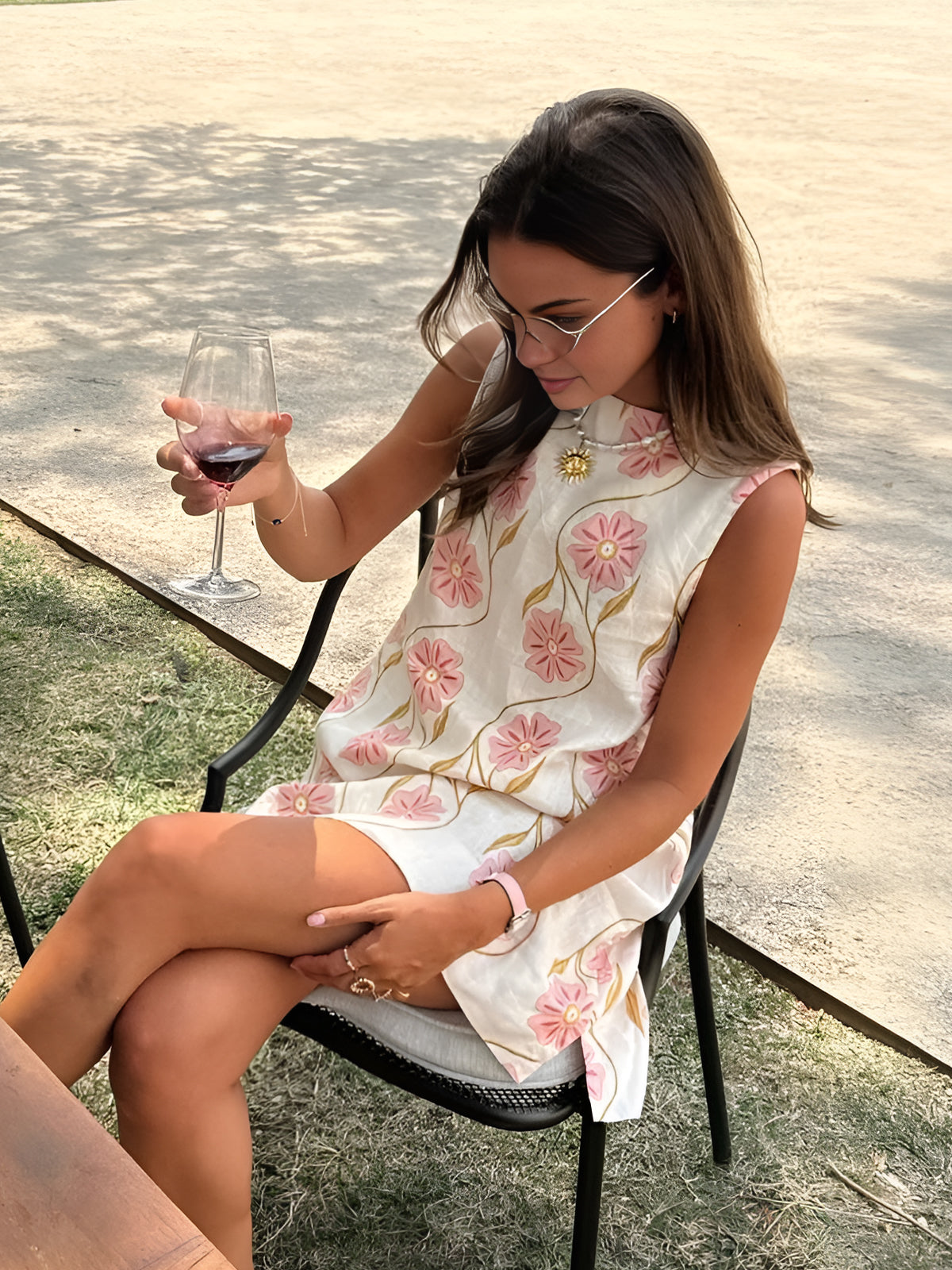 Tisha | Mouwloze A-Lijn Jurk met Retro Bloemenprint