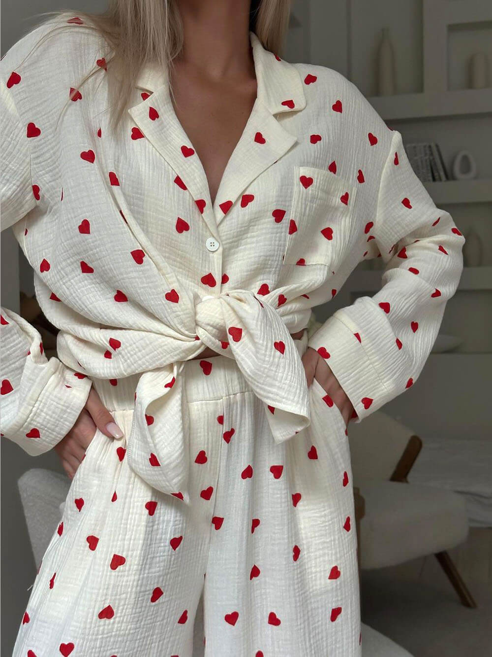 Luchtige comfortabele dames set met speelse hartjesprint en losse pasvorm