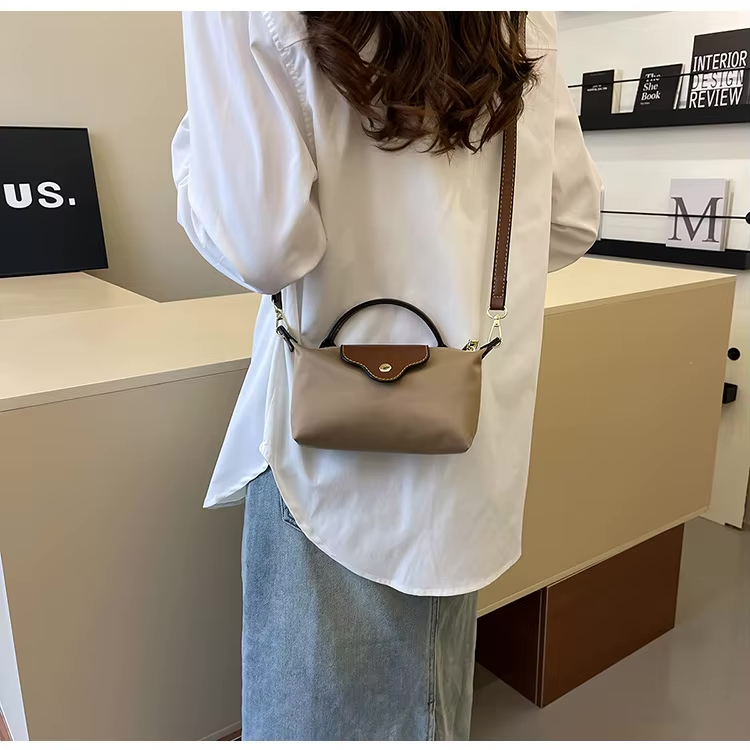 Letta | Klassieke Mini Crossbody met Luxe Afwerking