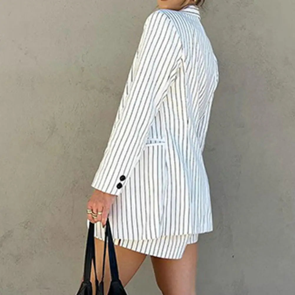 Alicja | Stijlvol Gestreept Blazer-Shorts Pak