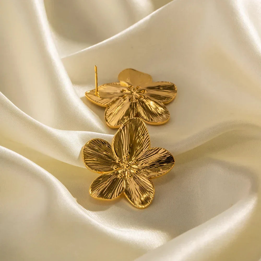 Julia | Vintage Gouden Bloem Oorbellen