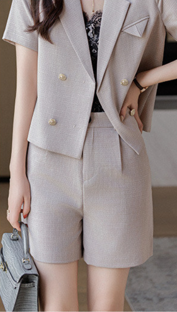 Desha | Tweedelige Cropped Blazer Set met Shorts