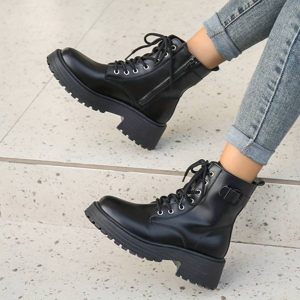 Kiaria | Combat Boots met Chunky Zool en Ritsdetail