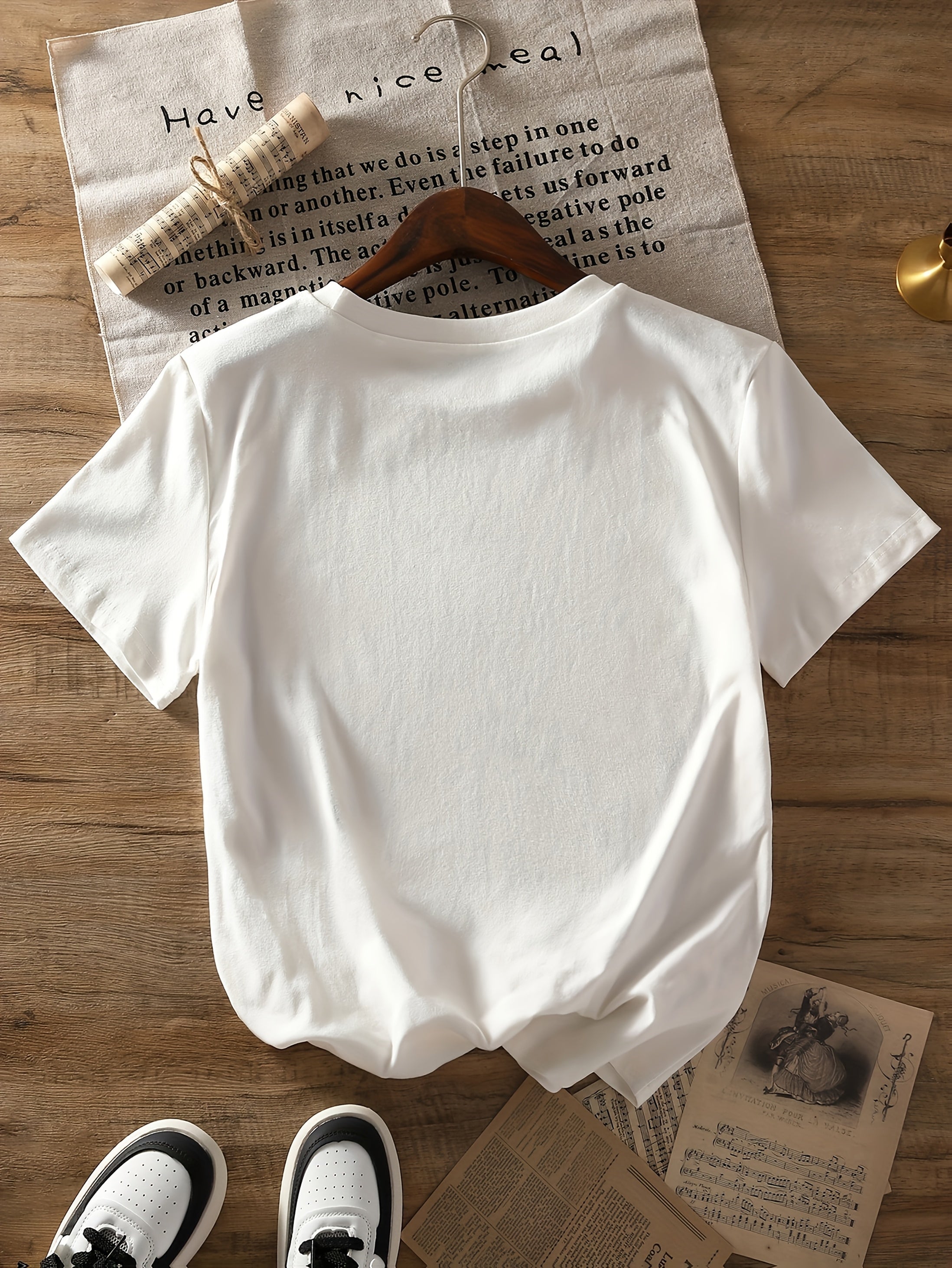 Gwen | Heart Blossom T-Shirt
