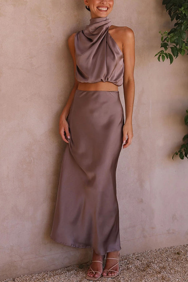 Parin | Satijnen Co-ord Set met Haltertop en Maxi Rok