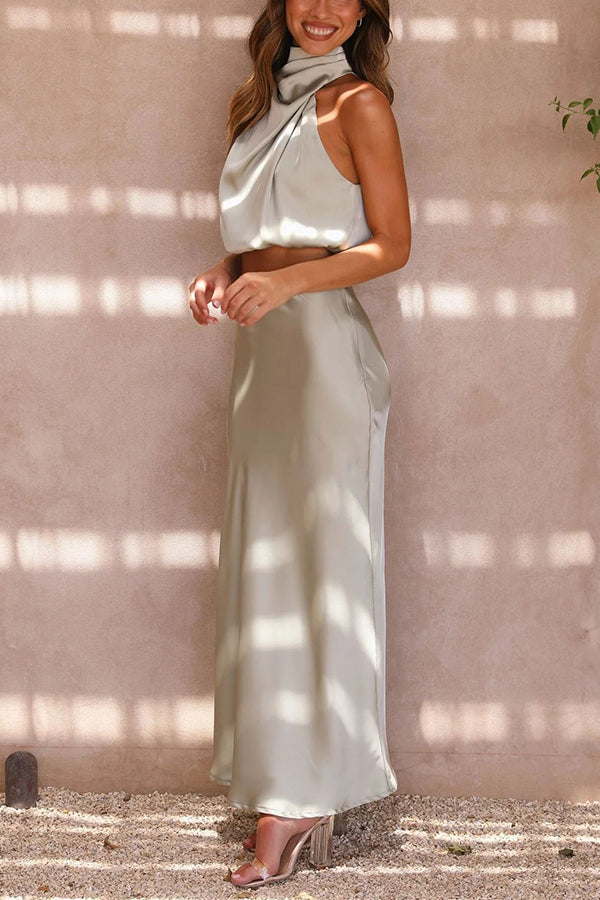 Parin | Satijnen Co-ord Set met Haltertop en Maxi Rok