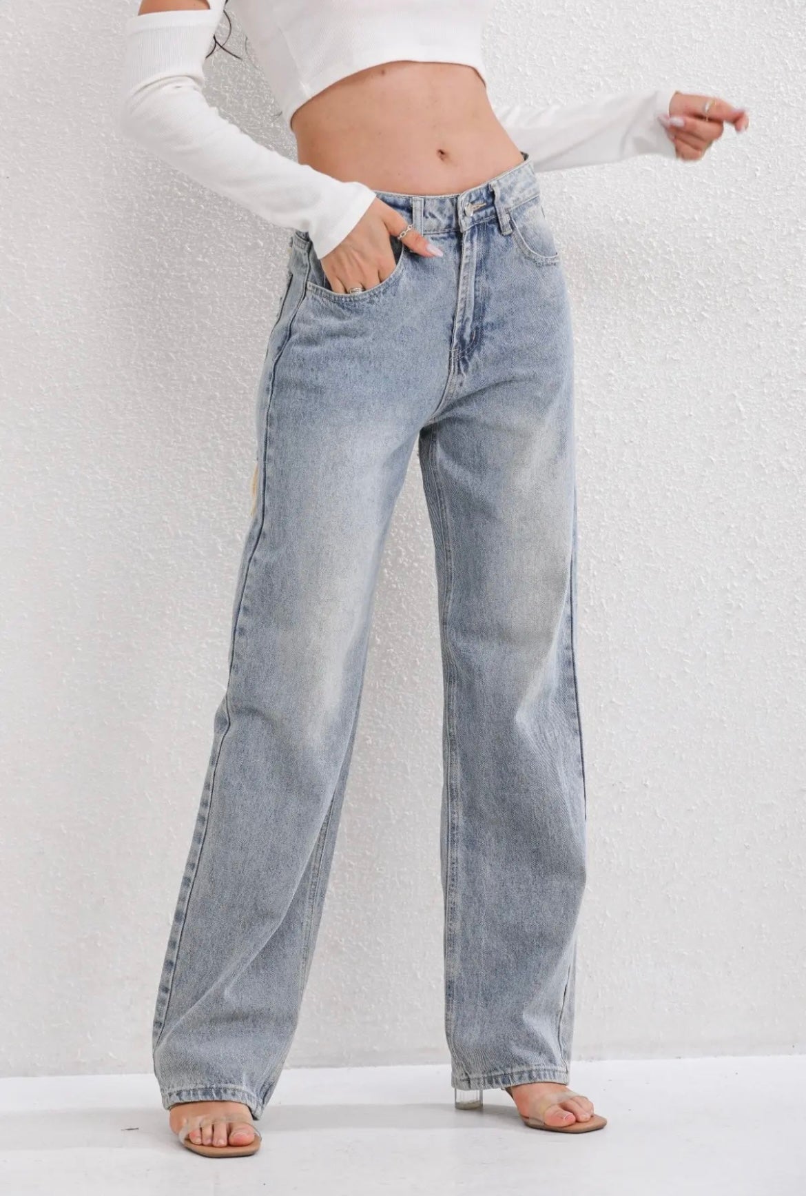 Hana | Vintage Ripped Jeans | High Waist